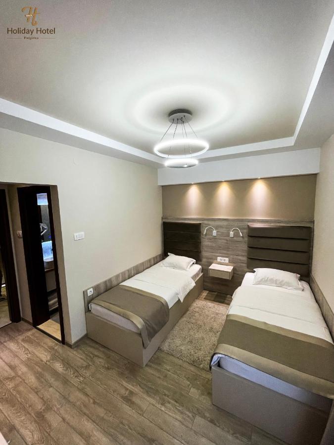 Hotel Holiday Podgorica Ngoại thất bức ảnh